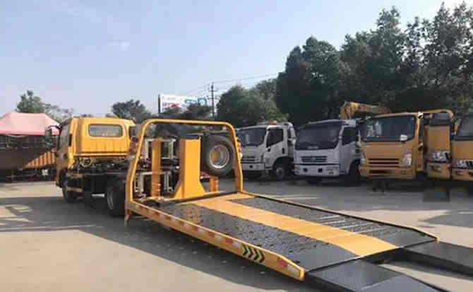 错那汽车中途维修案例